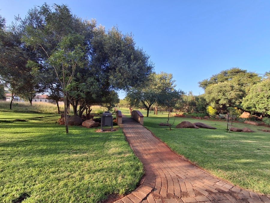 4 Bedroom Property for Sale in Buffelspoort Eco Estate North West